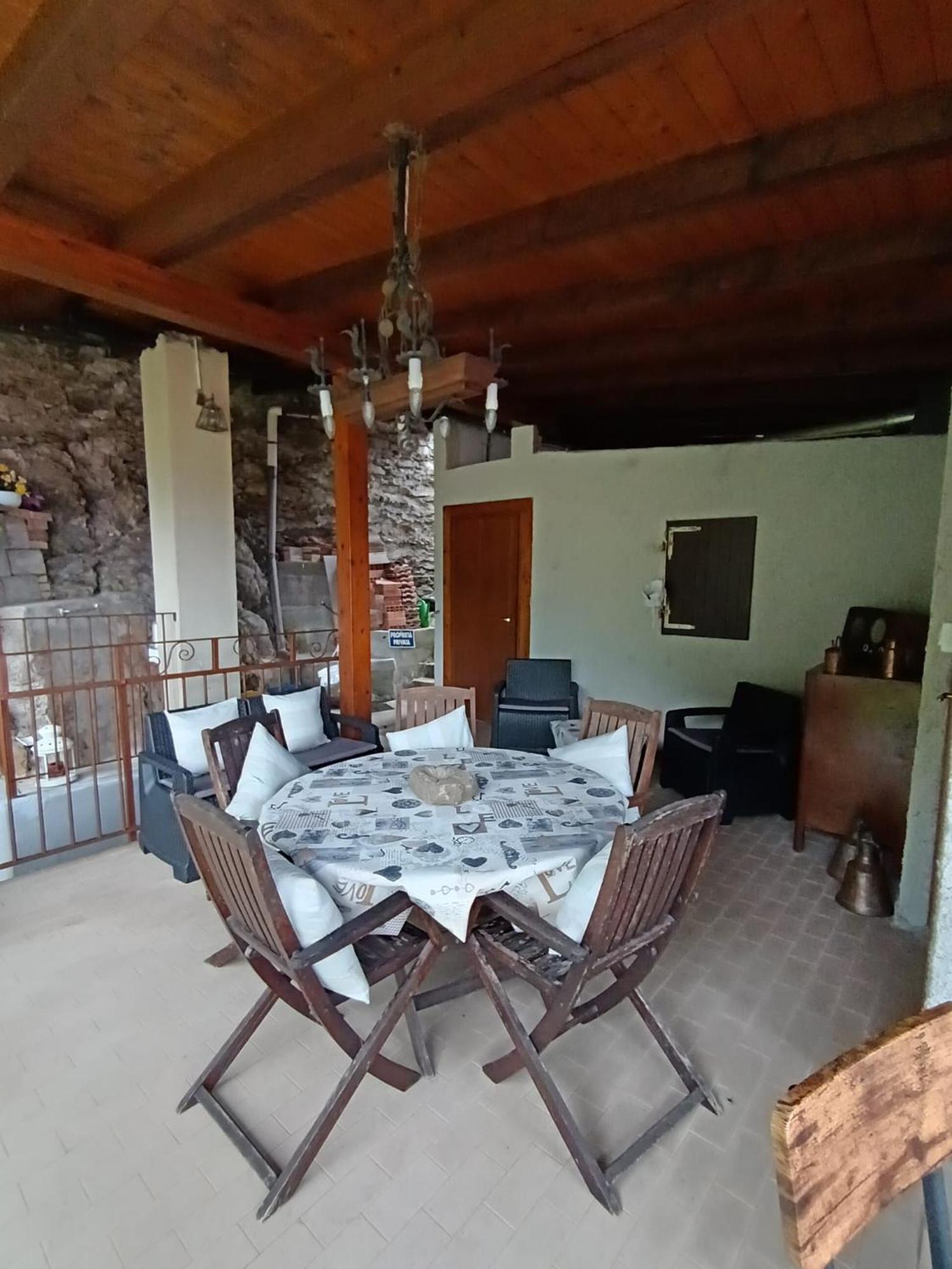 Castagno 1 Sentiero Del Viandante Apartment Bellano Exterior photo